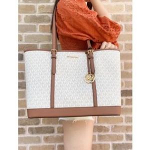 Michael Kors Jet Set Travel Large East West Tote Laptop Bag Vanilla MK